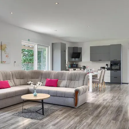 Holiday home Aquamarin