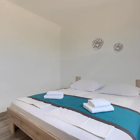 Holiday home Aquamarin Pula